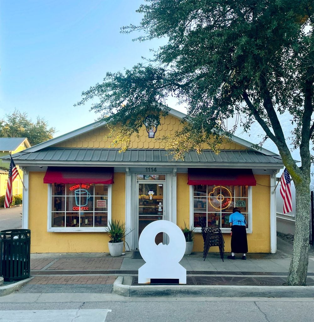 ocean-springs-tatonut-exterior-999x1024-1 Exterior of Tatonut Donut Shop In Ocean Springs Mississippi