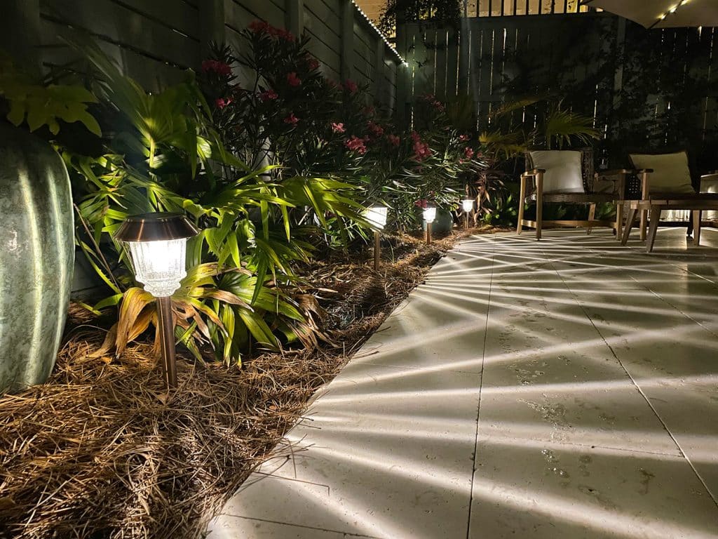 backyard-solar-light-pathway-light-detail-1024x768-1 Solar Pathway Lights At Night Casting Cool Light Pattern