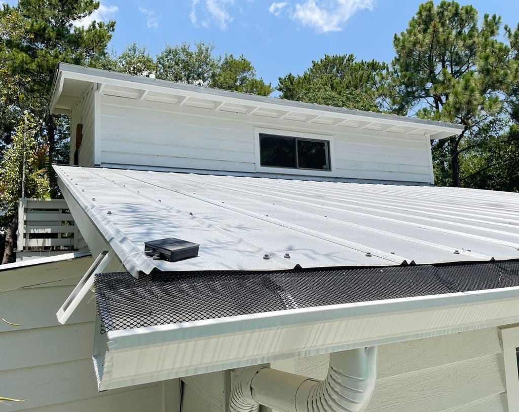 backyard-solar-lights-panel-on-roof-1024x812-1 Small Solar Panel For LED Fairy Lights On Metal Roof