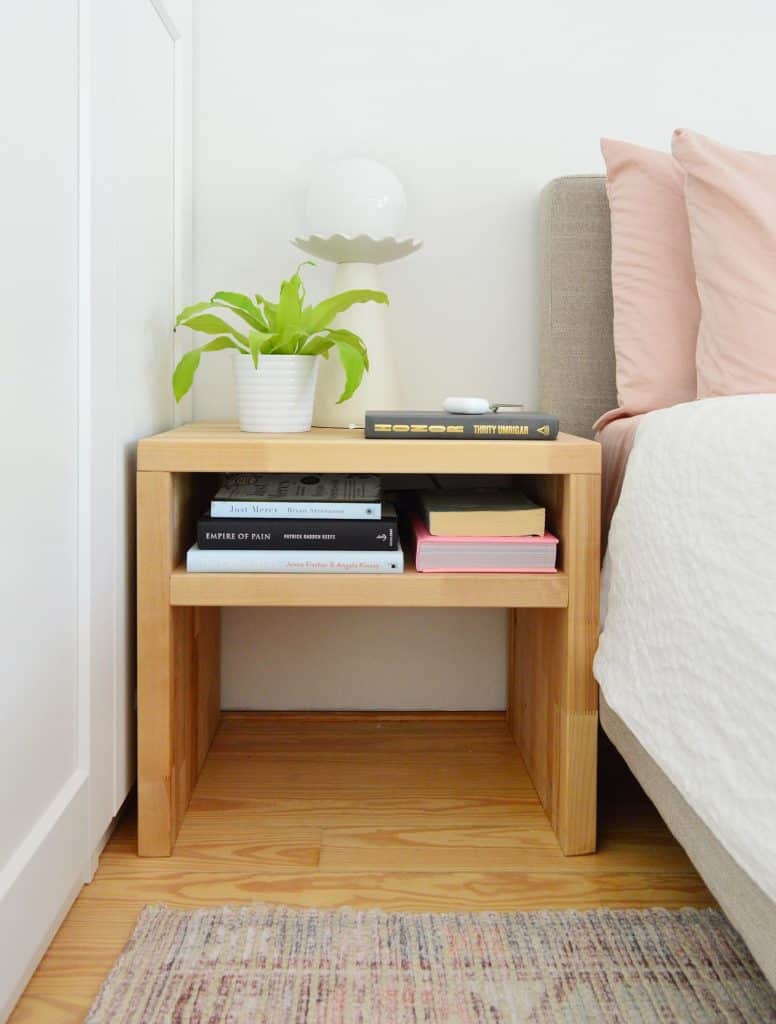 butcher-block-nightstand-final-john-straight-776x1024-1 Modern Butcher Block Wood DIY Nightstand With Plant And Books