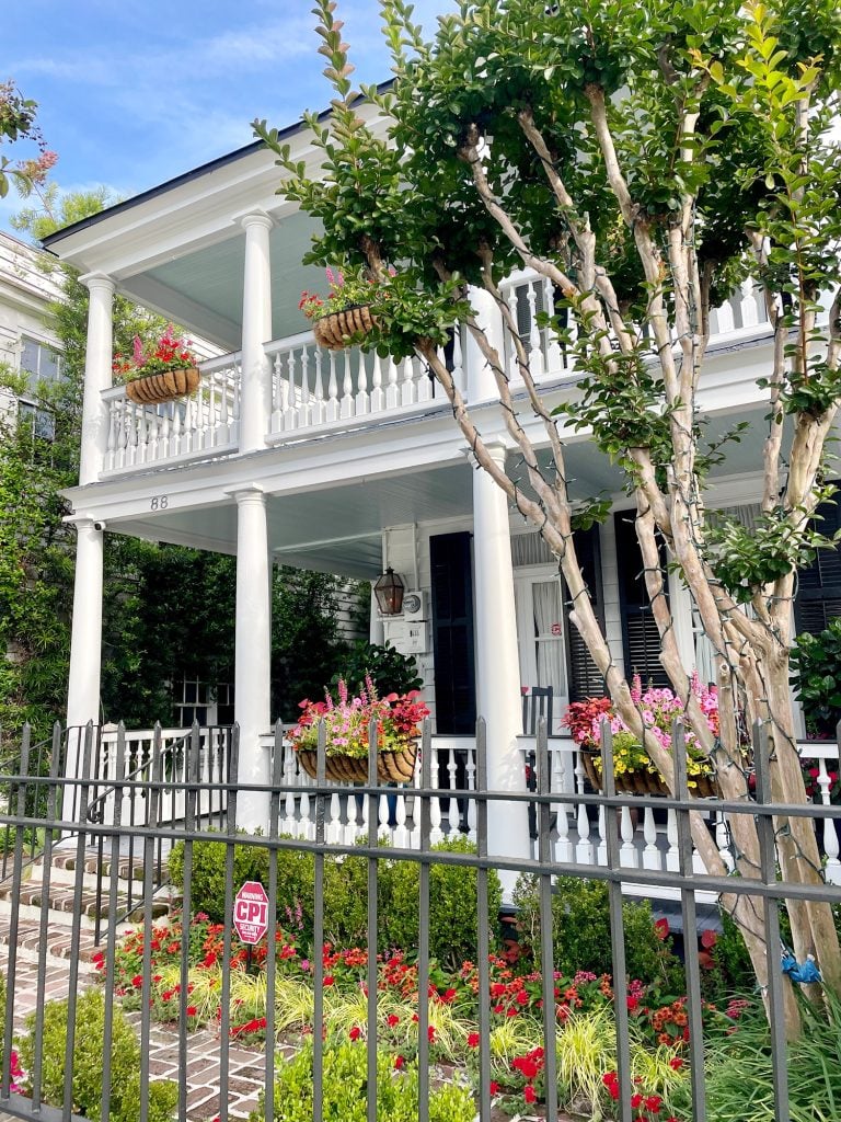 charleston-south-carolina-house-columns-window-boxes-768x1024-2 Historic Home With Window Boxes In Charleston South Carolina