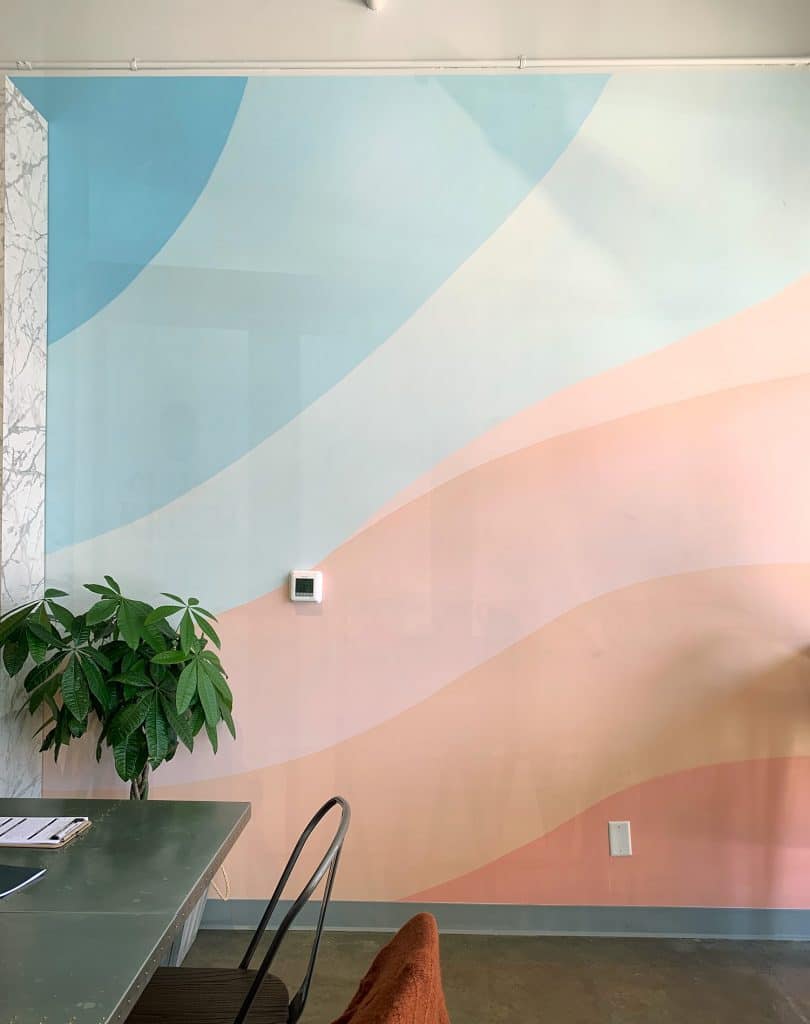 colorful-wall-mural-inspiration-organic-krush-810x1024-1 Abstract Mural Painted by Eli McMullen at Organic Krush restaurant
