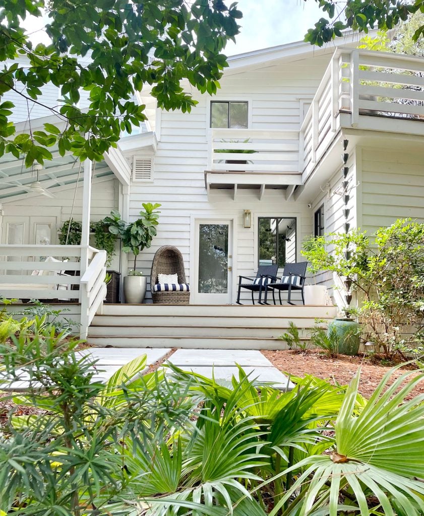 exterior-front-white-house-halloween-841x1024-1 Exterior Of White Modern Home With Siding And Florida Landscaping