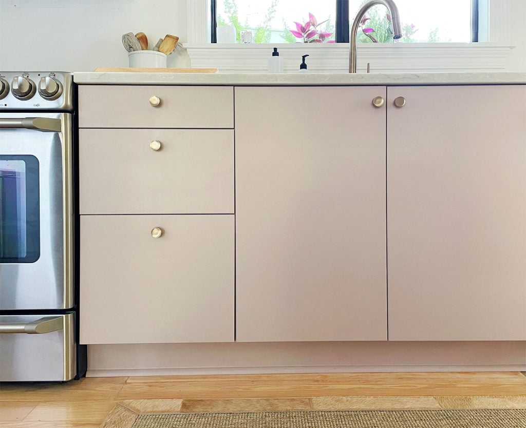 painting-ikea-cabinet-completed-sink-cabinet-1024x834-1 Mauve Painted Ikea VEDDIGNE Cabinets With Brass Hardware Detail