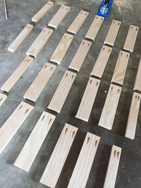 bonusbuilts-uppers-kreggedsupports Floating shelf supports made from 1x3 pine boards cut to the same length and drilled with pocket holes using a Kreg Jig