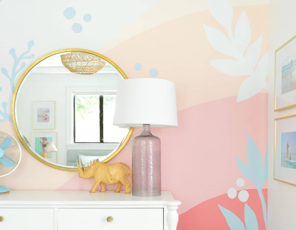 colorful-wall-mural-cover-image-horizontal-1024x797-1 Colorful Beach Mural With Pinks And Blue Gradient In Girls Bedroom