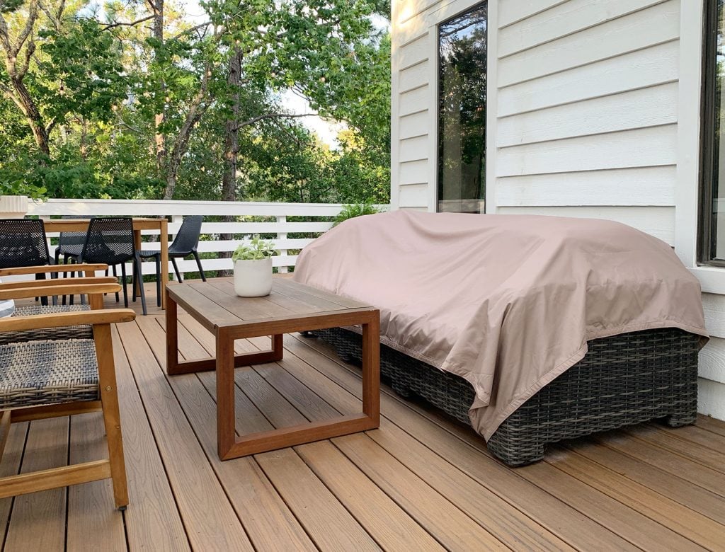 florida-deck-couch-covered-1024x780-1 Sun Shade Used As Waterproof Cover Over Outdoor Sofa