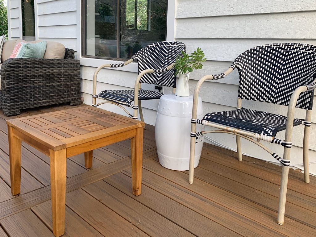 florida-deck-placeholder-chairs-close-1024x768-1 Black And White Woven Outdoor Chairs With Bits Of Rust