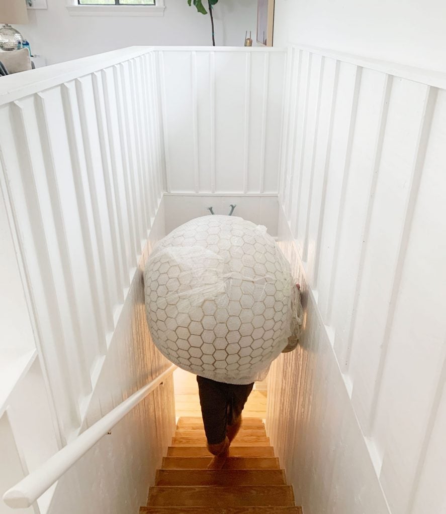 florida-living-room-light-on-narrow-stairs-887x1024-1 Oversized Capiz Globe Light Narrowly Fitting Up Stairs