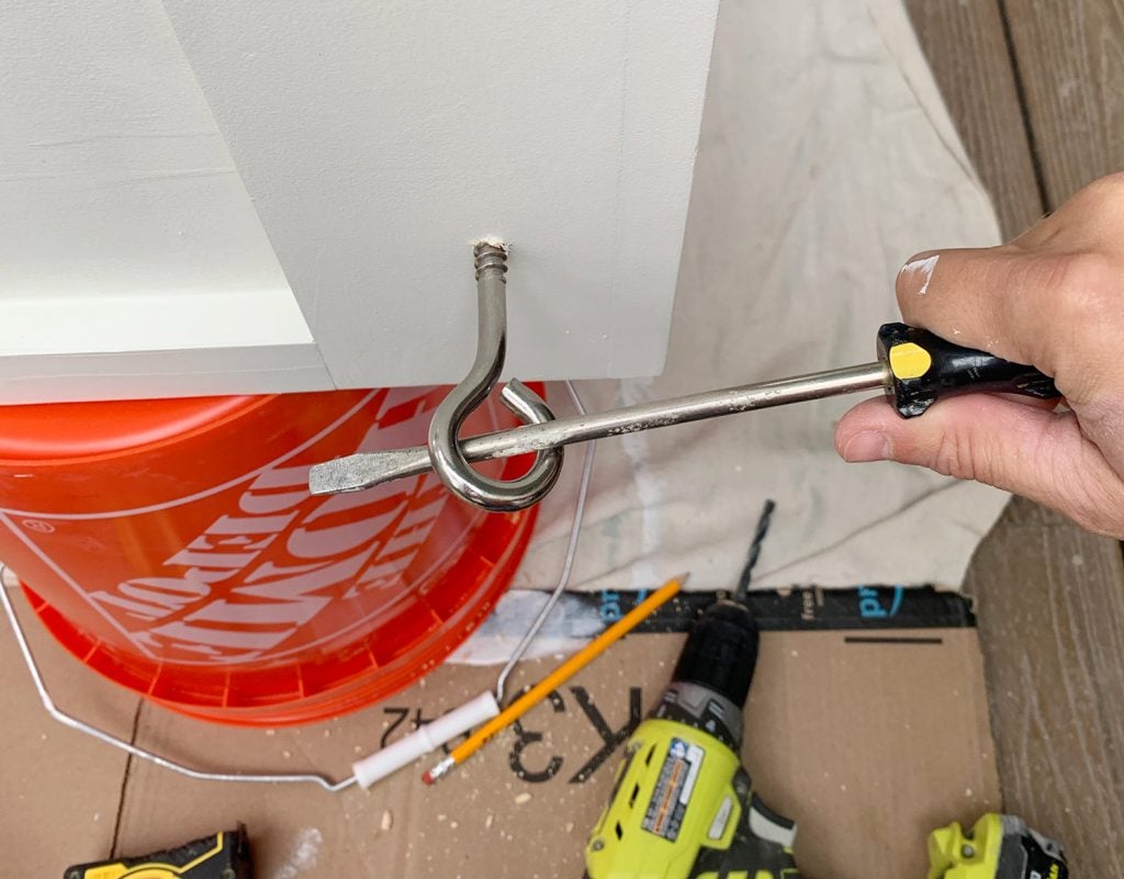 hanging-daybed-attaching-lower-eyehook-1024x801-1 Turning eyehook in hanging daybed using long screwdriver
