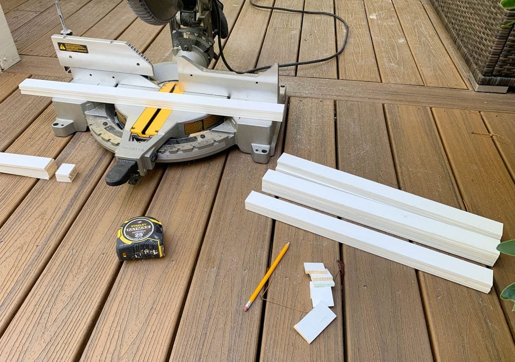 rainbow-stripe-wall-cutting-lattice-1024x720-1 Miter Saw On Deck With Cut Pieces Of White Lattice